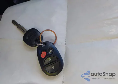 2005 Toyota Sienna Le из США, поврежденный, VIN 5TDZA23C55S323972